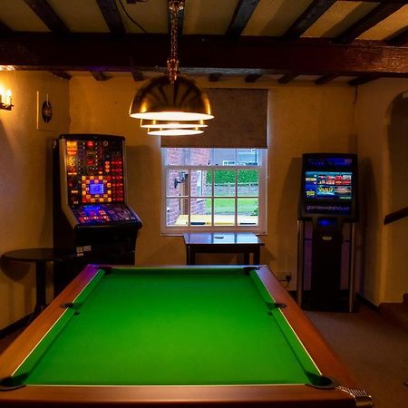 The Lion Hotel Llansantffraid-ym-Mechain Buitenkant foto