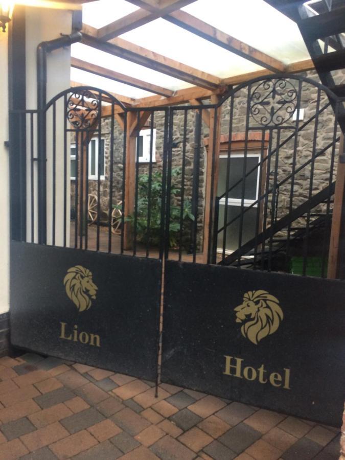 The Lion Hotel Llansantffraid-ym-Mechain Buitenkant foto